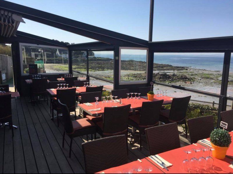 La Brasserie De La Mer Narbonne Plage Le restaurant et le bar : Les Terrasses de la Plage à La Trinité sur Mer